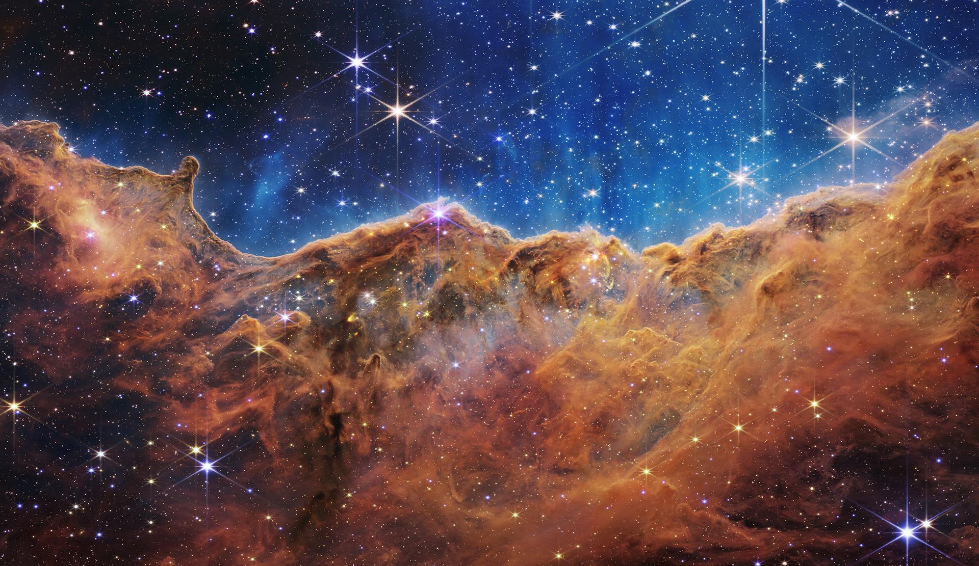 Acantilados cósmicos de la nebulosa Carina observados por el telescopio Webb
